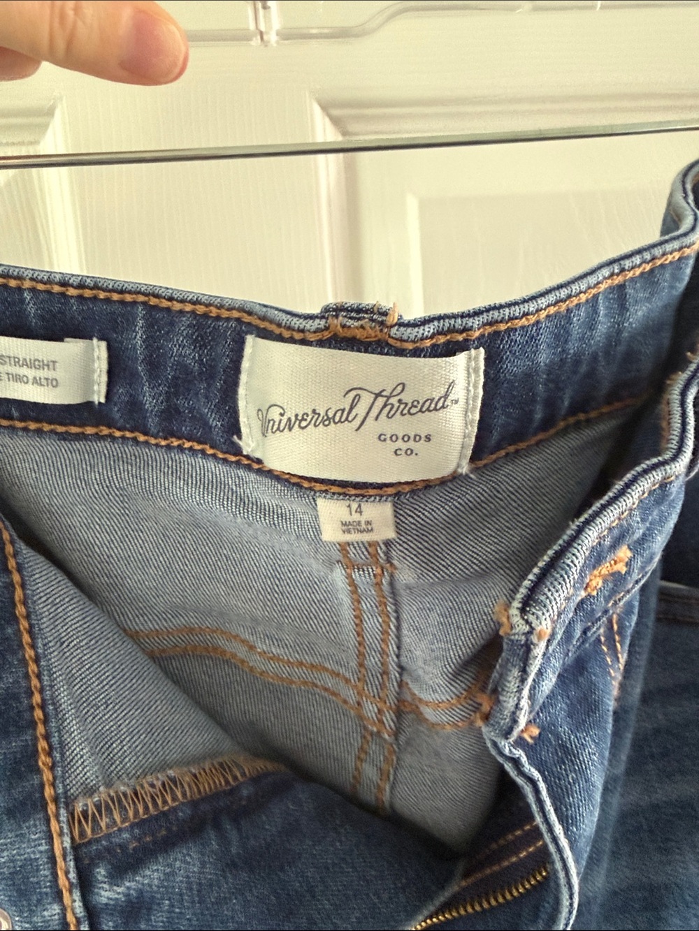 Universal Thread Women's Dark Blue Bootcut Jeans - Picture 2 of 3